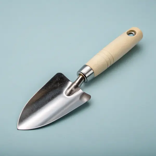 Ergonomic Garden Trowel